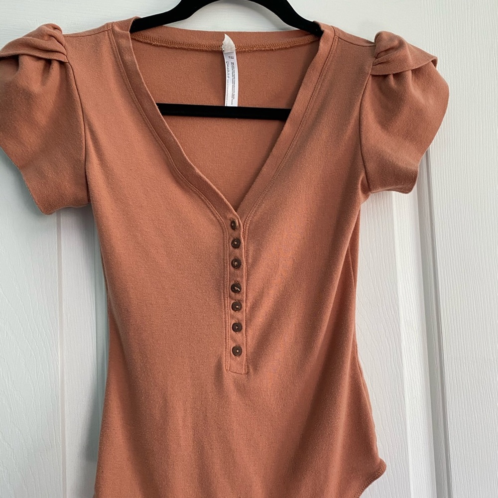 Free People dusty pink body suit